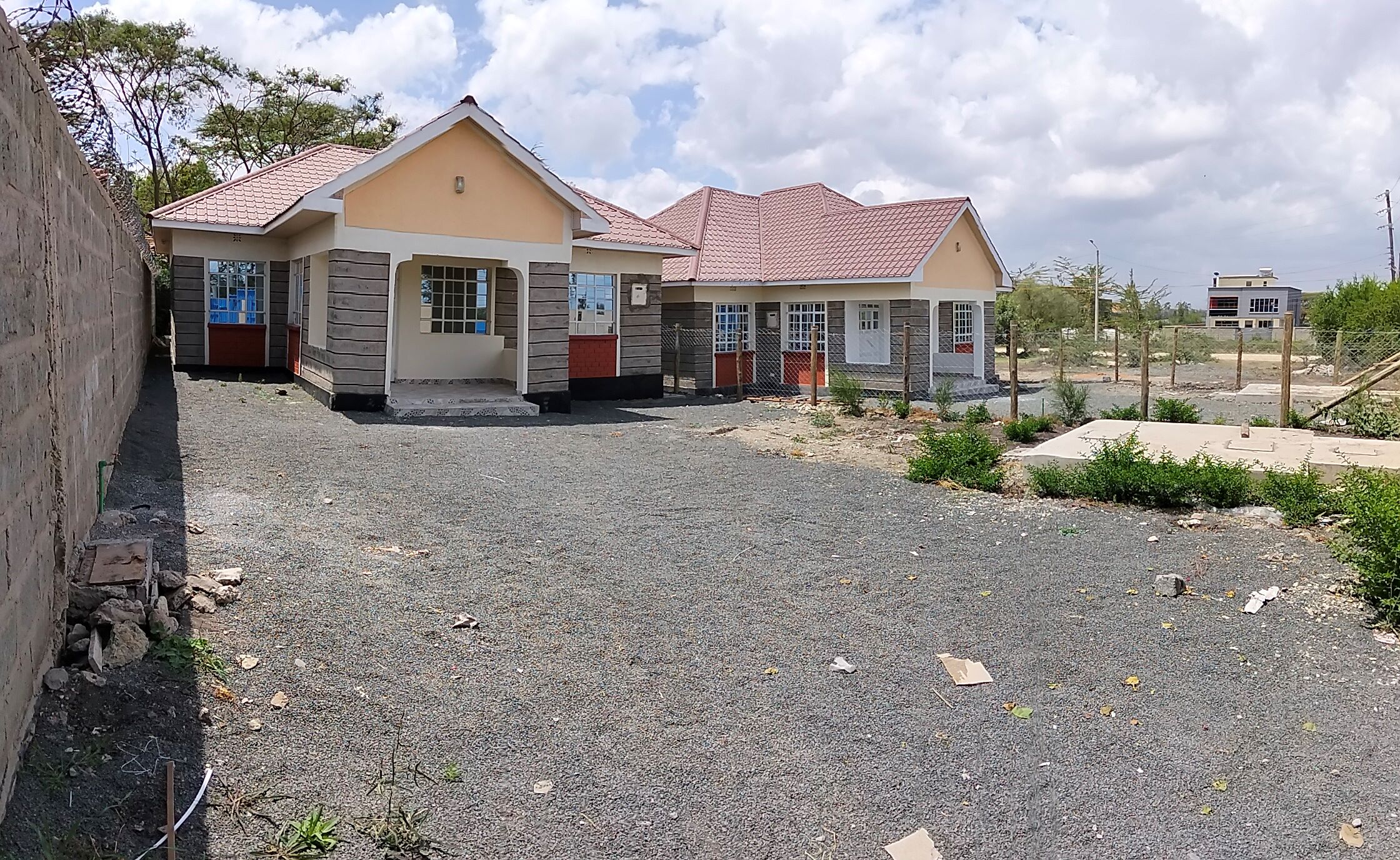 Front view of 3 bedroom bungalow at Highridge Villas
